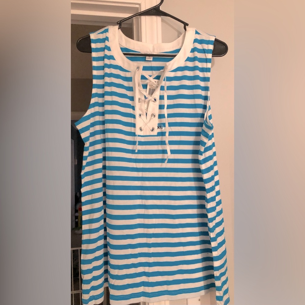 NWT Nautica Loose fit blue & white Tank in size XL